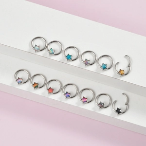 Lot de 14 anneaux de nez septum en acier inoxydable avec étoiles pailletées multicolores