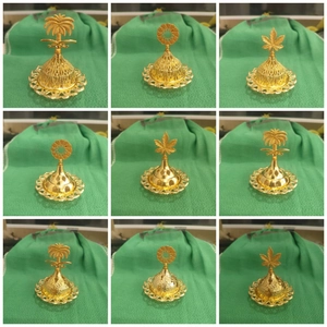 Gold Hollow Incense Burner Metal Middle Eastern Arabian Style Bakhoor Censer Home Decor Aromatherapy Ornament
