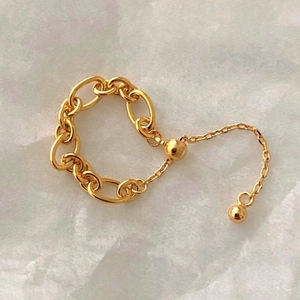 Minimalist adjustable 925 silver link chain ring with gold plating and ball charm