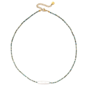 Collier vintage avec perles bleues facettées et pendentif en perle d'eau douce baroque