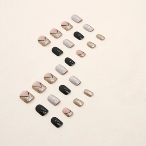 Faux ongles French V-tip pailletés rose et noir gris de forme carrée kit complet