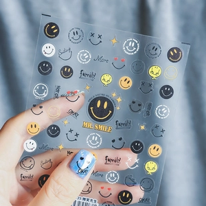 Selbstklebende 5D-Nagelaufkleber mit klassischen Smiley-Gesichtern und Herzmustern