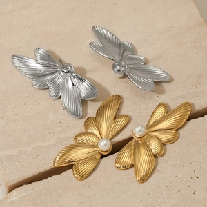 Elegant butterfly wings stainless steel earrings with pearls in gold and silver finish