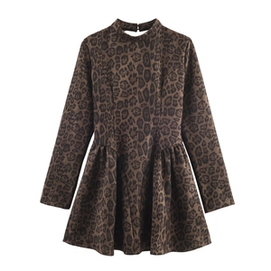 Robe Mini En Daim À Imprimé Léopard Dos Nu Manches Longues Demi Col Haut Sexy Ligne A Ourlet Bouffant Fête Femmes