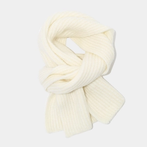 Detail of creamy white chunky knit scarf with a soft ribbed texture for winter warmth