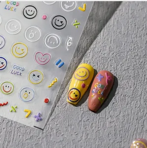 Adesivi per unghie 3D con sorrisi colorati e motivi a cuore per decorazione manicure