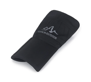 Detailed view of the foldable sun hat brim with Guanlin-Outdoor logo on black fabric