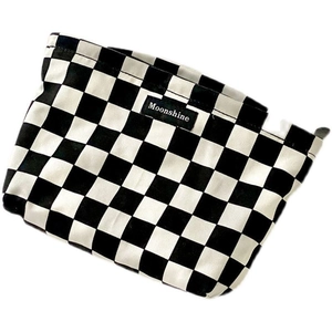 Portable large capacity black and white checkered canvas makeup bag for travel