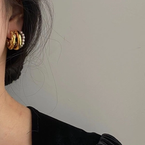 French retro multi-layered 18K gold plated earrings with pearls on female model