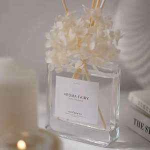 Diffusore A Bastoncini Con Fiore Stabilizzato Bottiglia Di Vetro Bastoncini Di Rattan Aromaterapia Decorazione Casa Ufficio