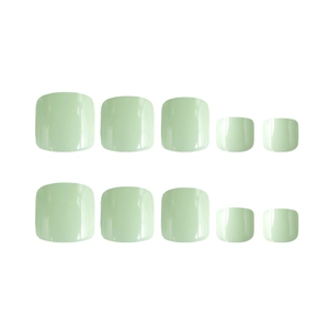 Glanzende mintgroene kunstnagels voor tenen in een minimalistisch effen ontwerp