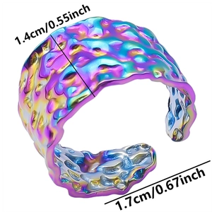 Detail view of colorful lava texture ring with dimensions 1.4cm width and 1.7cm diameter
