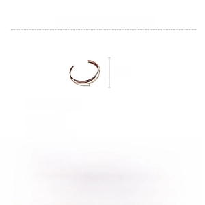 Detailed spec sheet showing geometric resin and alloy choker size 14.6cm by 2cm