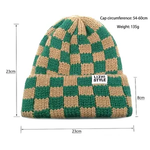 Checkered knit beanie in green and khaki with dimensions 54-60cm for a perfect fit