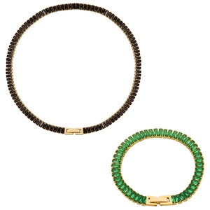Vintage gold-plated jewelry set featuring emerald green and black zircon gemstones