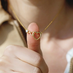 Gold S925 sterling silver infinity heart pendant necklace with sparkling crystal