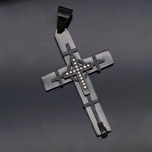 Three-piece stainless steel hip-hop necklace with frosted double layered cross pendant