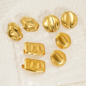 Lot de 4 paires de boucles d'oreilles géométriques en acier inoxydable doré brillant
