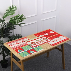 Christmas Placemat Santa Claus Reindeer Print Heat Resistant Table Mat Festive Dining Decoration For Home Hotel Restaurant