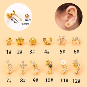 Détails de piercings cartilage dorés en forme de croix et d'étoile avec tailles
