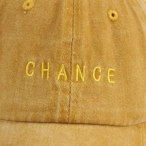 Gelbe Cord-Baseballkappe im Retro-Stil mit CHANCE-Stickerei für Damen und Herren