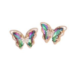 Sparkling gradient butterfly stud earrings with gold plating and white rhinestones
