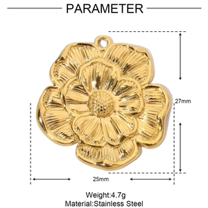 Technical dimensions of the gold flower pendant in stainless steel with 27mm height