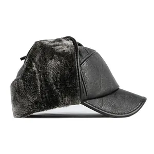 Casquette d'hiver en cuir PU pour homme avec cache-oreilles en fausse fourrure grise