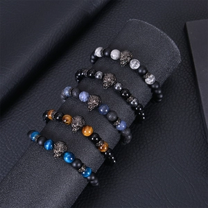 Five-piece set of men's blue tiger eye and matte stone bracelets with wolf head charms