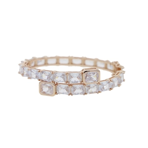 Detailed view of rose gold hip hop bracelet with sparkling square-cut clear zircons