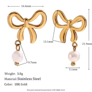 Detailed dimensions of 18K gold bow earrings with freshwater pearl and heart pendant