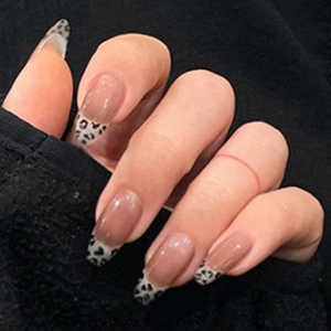 Faux Ongles French Tip Longs Ovales Motif Vache Rose Nude Brillant Ongles Artificiels Pour Femmes