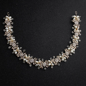 Bandeau de mariée fait main avec fleurs dorées, strass étincelants et perles