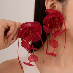 Boucles D'oreilles Pendantes Fleur Rouge Avec Tige En Argent Tissu Organza Gland Perlé Bijoux Vintage Pour Femmes