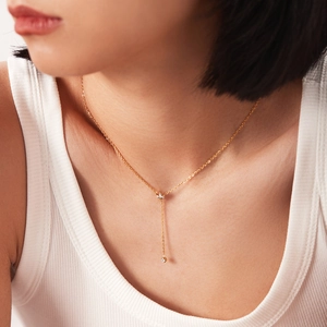 Collier couronne style français en or 18 carats avec zircon blanc pour femmes