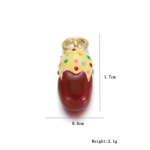 Detailed size and weight view of a 1.7cm copper strawberry charm for DIY jewelry making