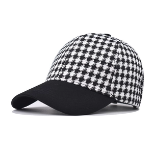 Classic houndstooth thick baseball cap with a black brim for men and women