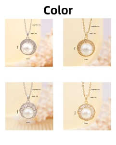 Dettagli dei pendenti con perle, catena da 40cm e finiture in oro 18K o argento lucido