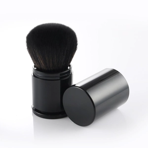 Brocha de maquillaje retráctil portátil negra para aplicación de polvos sueltos y colorete