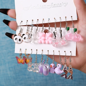 Lot de 9 paires de boucles d'oreilles mignonnes en résine avec papillon et cerise
