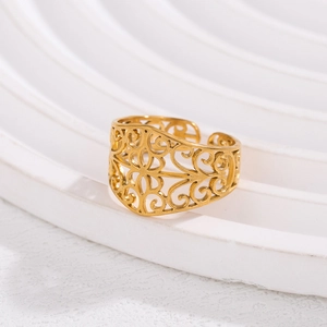Vintage Hollow Out Stainless Steel Ring Adjustable Open Filigree Design Light Luxury Jewelry For Women