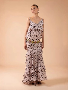 Ärmelloses Maxikleid mit Punkten, Rüschensaum und dekorativem Edelsteingürtel