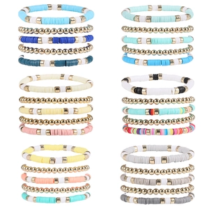 Lot de 5 Bracelets Bohèmes en Perles Heishi en Pâte Polymère pour Hommes Femmes Fait Main Élastique Alliage Perle Dorée Bijoux