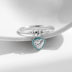 S925 sterling silver heart ring with mint green enamel and sparkling zircon stone