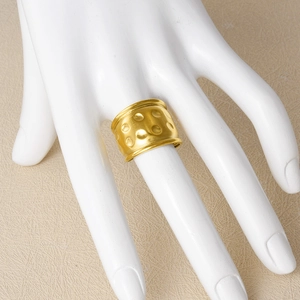 Bague géométrique dorée ajustable en acier inoxydable avec motif concave et convexe
