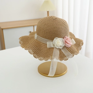 Children's straw sun hat with lace ribbon and 3D floral accents