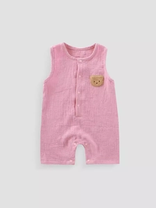 Breathable pink cotton gauze baby romper with cute plush bear patch for summer