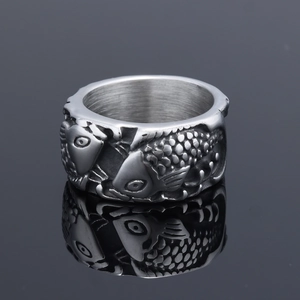 Polished silver stainless steel ring featuring vintage 3D fish pattern and scales
