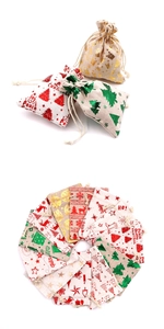 Détail de 24 sacs de Noël en coton avec motifs dorés numérotés et cordons
