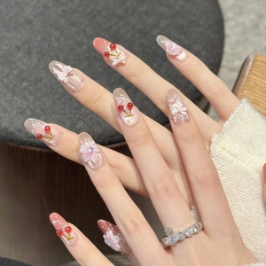 Handgemaakte kunstnagels met 3D kers, bloemreliëf en roze strikjes voor vrouwen